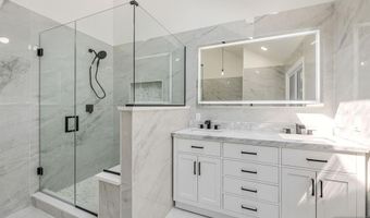 31 Gloria Dr, Allendale, NJ 07401