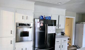 37 Sweetwater Ln, Barnwell, SC 29812