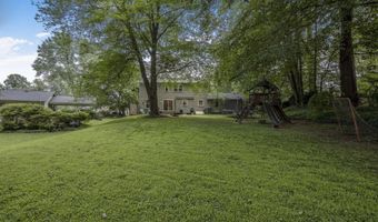 8614 BRAEBURN Dr, Annandale, VA 22003