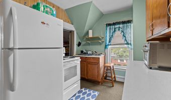 318 W BREWSTER St, Appleton, WI 54911
