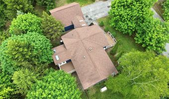 5 Greenfield Ave, Bangor, ME 04401