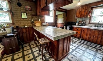 118 Foster Dr, Bennington, VT 05201