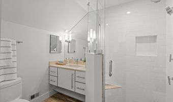 3361 S WAKEFIELD St B1, Arlington, VA 22206