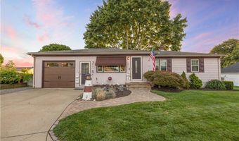 41 Yeoman Ave, Cranston, RI 02920