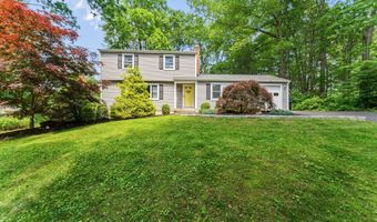 33 Ridgedale Rd, Bethel, CT 06801