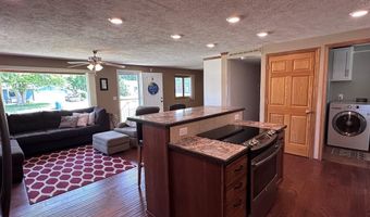 128 Mark St, Aurora, NE 68818