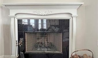 304 PARISH Dr, Arabi, LA 70032