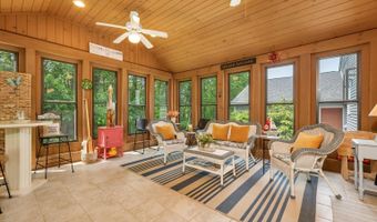 52 Meadow Ln, Belmont, NH 03220