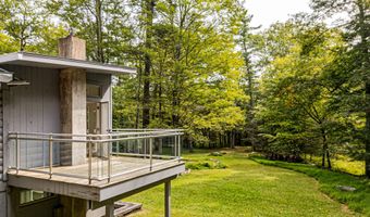 30-40 Fawn Ln, Accord, NY 12404