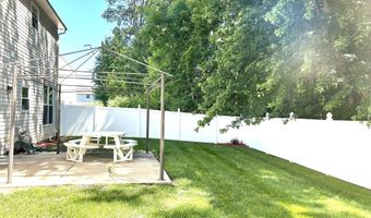 10058 Three Star Ct, Avon, IN 46123