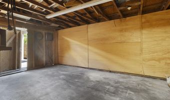 956 Old Spanish Trl, Bay St. Louis, MS 39520