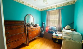 148 Eastern Ave, Augusta, ME 04330