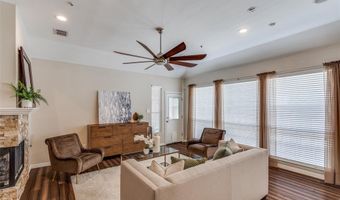 3784 Lakeway Ct, Addison, TX 75001