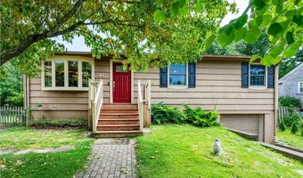 41 Mount View Ave, North Kingstown, RI 02852