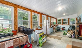 75 Great Plain Rd, Danbury, CT 06811