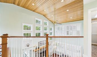 50 Intrepid Ln, Jamestown, RI 02835
