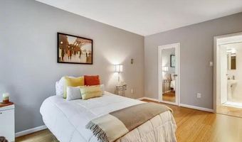 4141 N HENDERSON Rd 322, Arlington, VA 22203