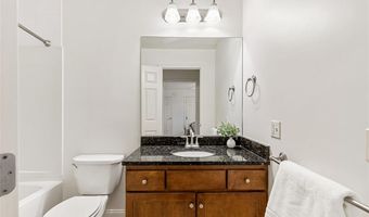 60 Bay Spring Ave A9, Barrington, RI 02806