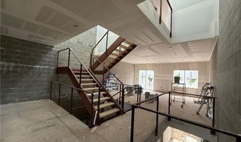 819 SE H St, Bentonville, AR 72712