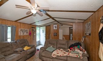 941 E Clayton Rd, Alderson, WV 24910