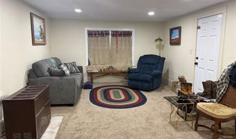 906 N Jackson St, Altus, OK 73521