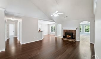 210 Lexington Cir, Athens, GA 30605