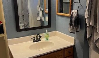 3860 Edwards Ln, Fallon, NV 89406