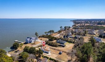 292 Narrow Shore Rd, Aydlett, NC 27916