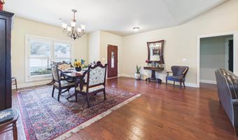 17 Valley View Rd, Batesville, AR 72501