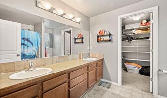 12417 W Pacific Ct, Airway Heights, WA 99001