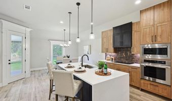 2084 Glenhollow Dr, Weatherford, TX 76088