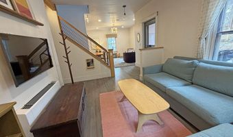 81 Chapin St, Brattleboro, VT 05301