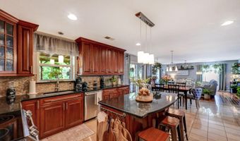 251 Scenic Dr, Blakeslee, PA 18610