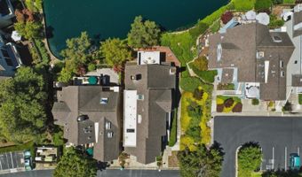 7 Courageous Ct D52, Alameda, CA 94501