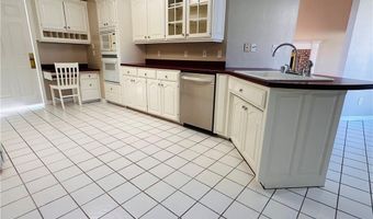 1223 Springhills Dr, Alma, AR 72921