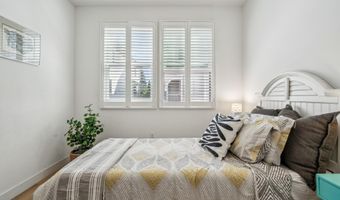 2110 Clement Ave, Alameda, CA 94501