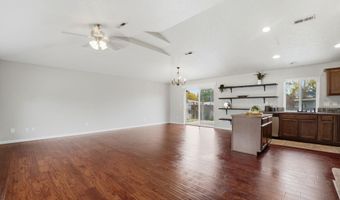 414 7th St, Benton City, WA 99320