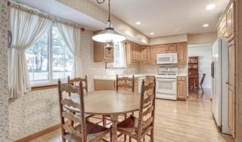 12 Provost Dr, Airmont, NY 10901