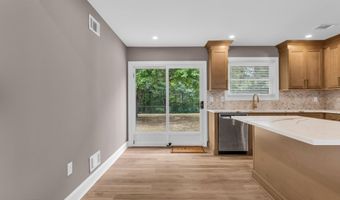 23 Georgetown Blvd, Barnegat, NJ 08005