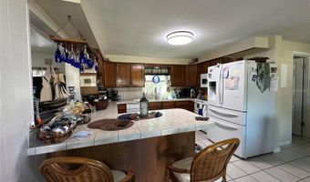 1881 RIVEREDGE Dr, Astor, FL 32102