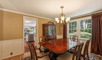 14 High Hill Rd, Canton, CT 06019
