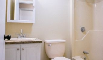 853 Main St, Acushnet, MA 02743