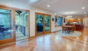 8 Maddy Ln, Acton, MA 01720