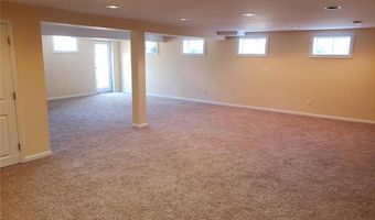 803 Clayworth Dr, Ballwin, MO 63011