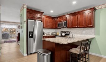 11 Deer Run 11, Bethel, CT 06801