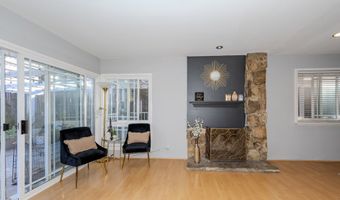 130 N Lohrum Ln, Anaheim, CA 92807