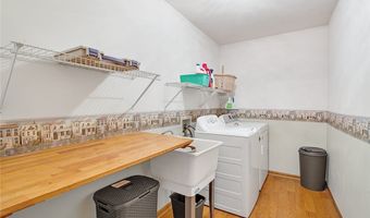 6369 Ridgeview Ave, Austintown, OH 44515