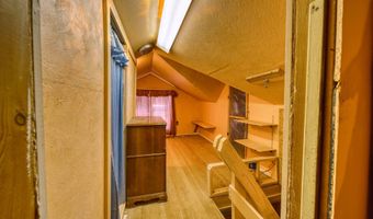 323 L St, Carlsbad, NM 88220