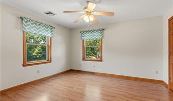 3 Courtney Ln, Hopkinton, RI 02832