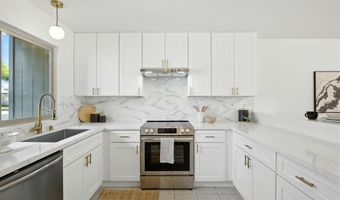 1038 Melrose Ave, Alameda, CA 94502